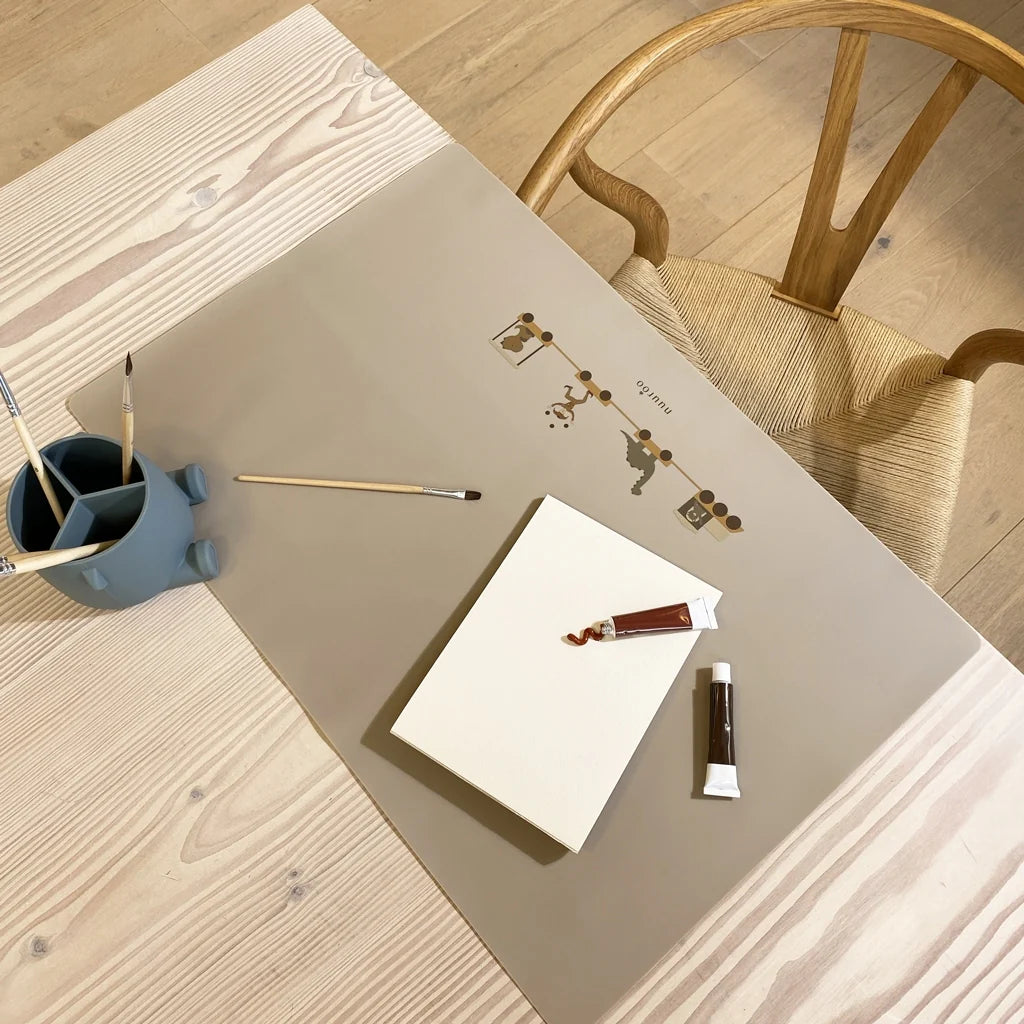 Nuuroo knoei placemat cobbleston