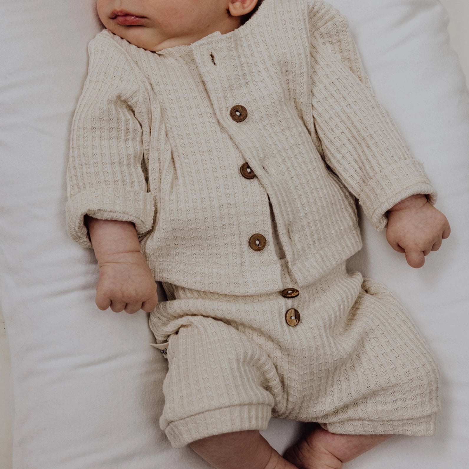 Finch & Fable vestje wafel sand