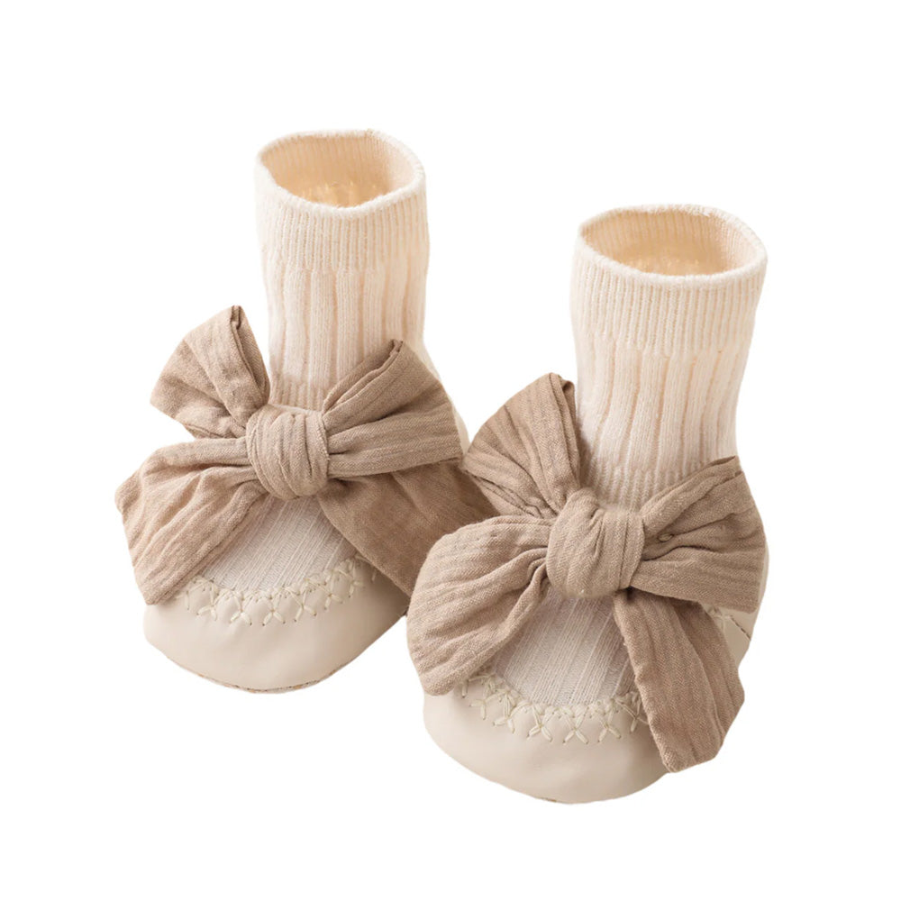 Annie & Charles babyschoentjes met strik creme