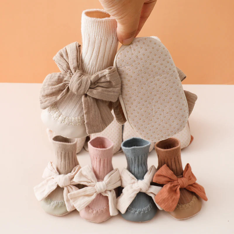 Annie & Charles babyschoentjes met strik beige