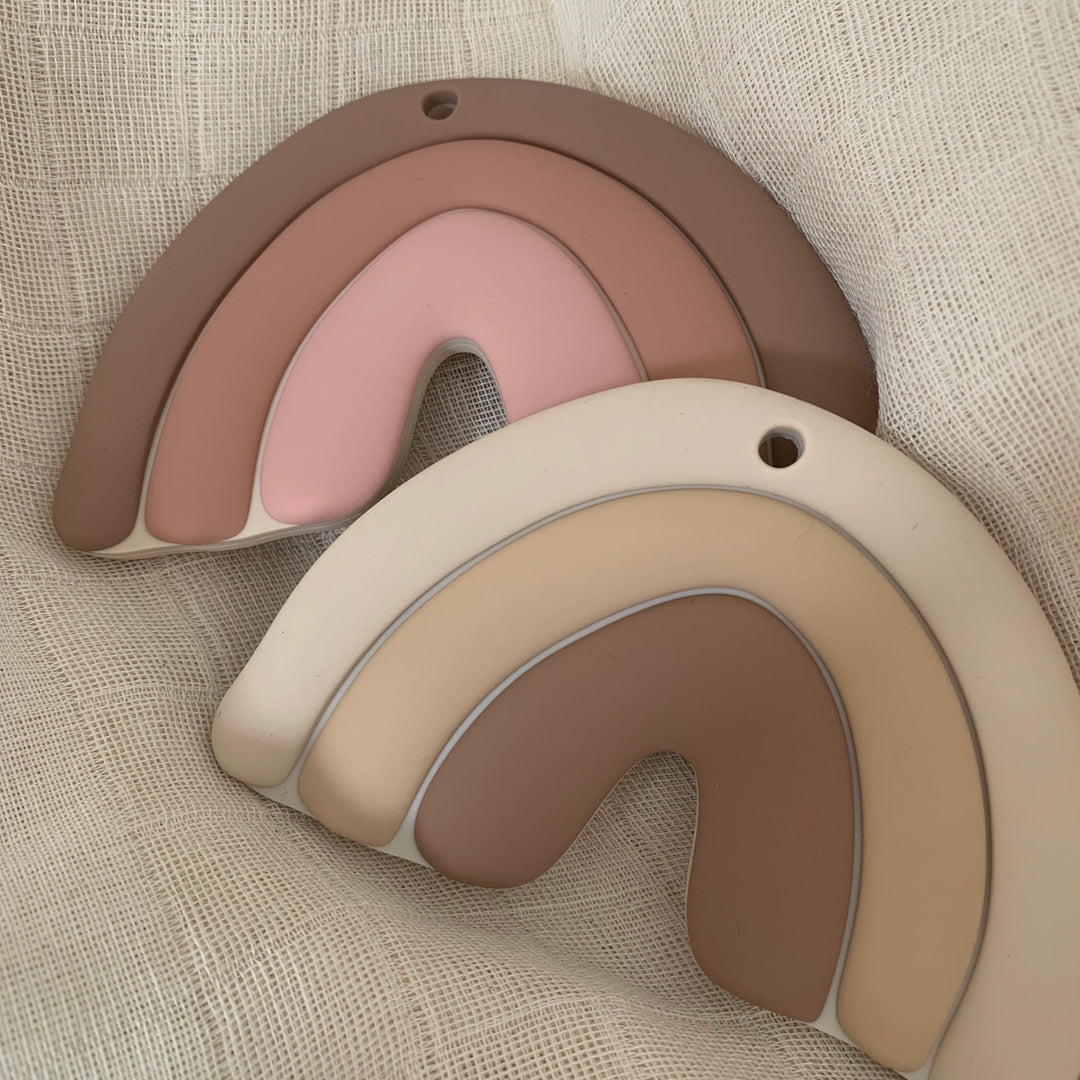 Leo et Lea siliconen regenboog bijtring rosy nude