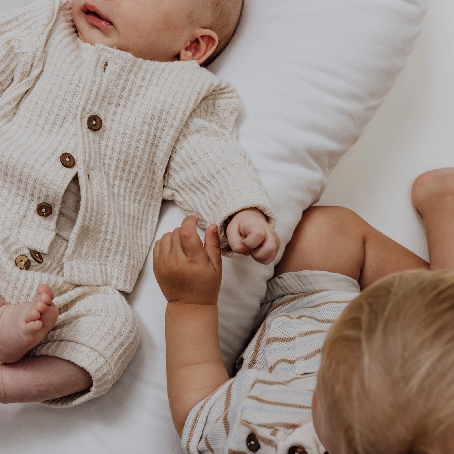 Finch & Fable vestje wafel sand