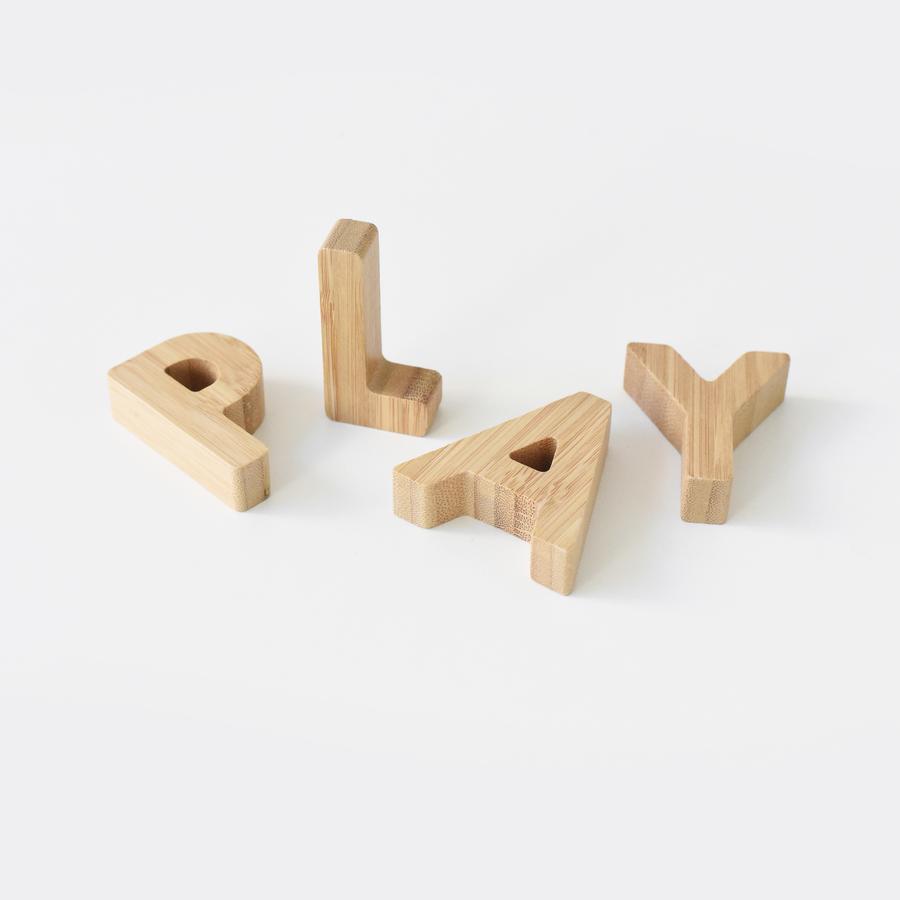 Wee Gallery bamboo alfabet letters set